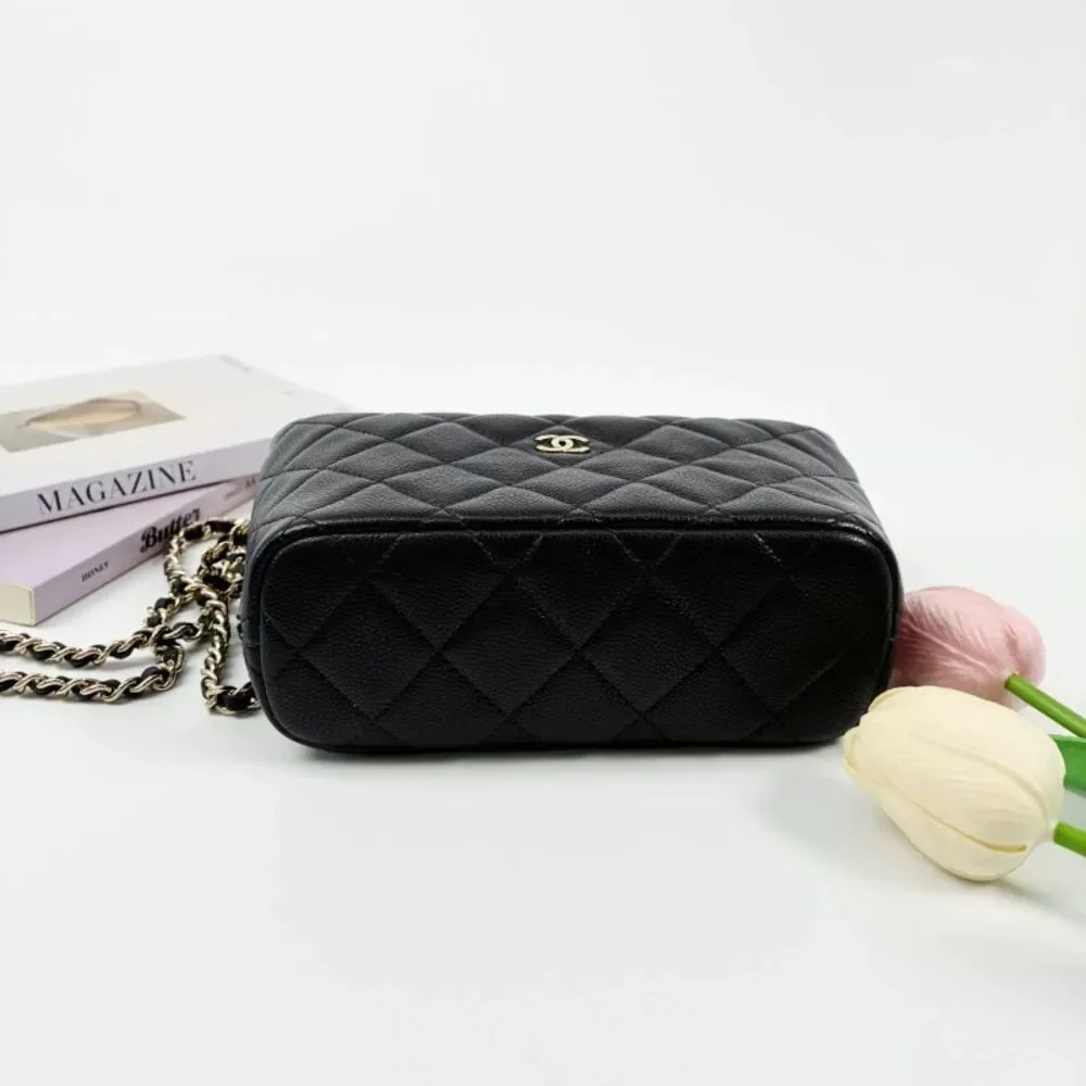Chanel Women Pre-Loved Bag Very Good Condition